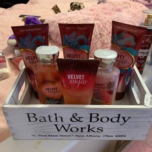 ✨Bath & Body Works✨Retired Velvet Sugar✨Lot of 7✨